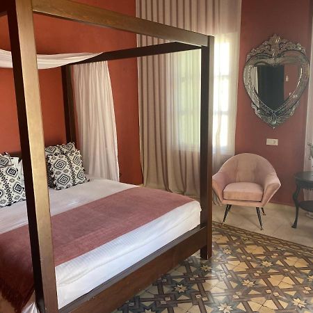 Bed and Breakfast Dar Camelia Тир Екстер'єр фото