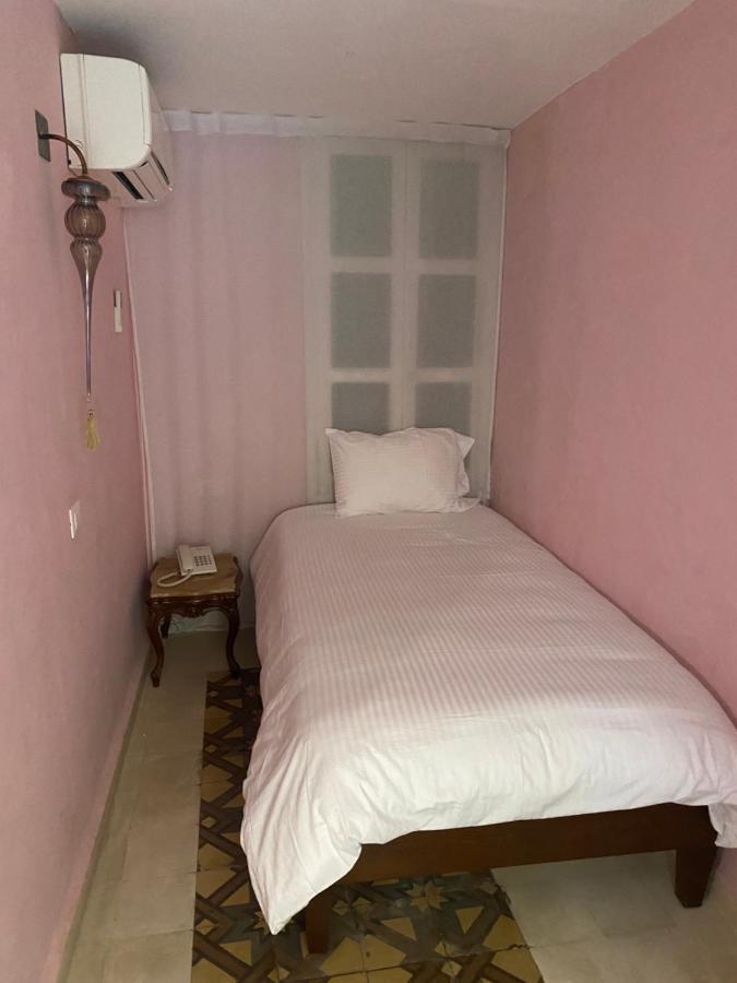 Bed and Breakfast Dar Camelia Тир Екстер'єр фото